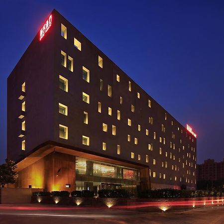 Готель Ease House Luoyang Лоян Екстер'єр фото